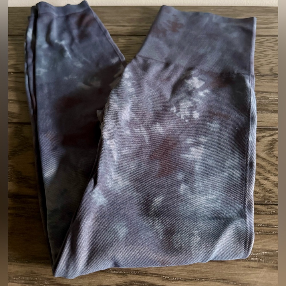 SPANX Blue Tie-Dye Leggings